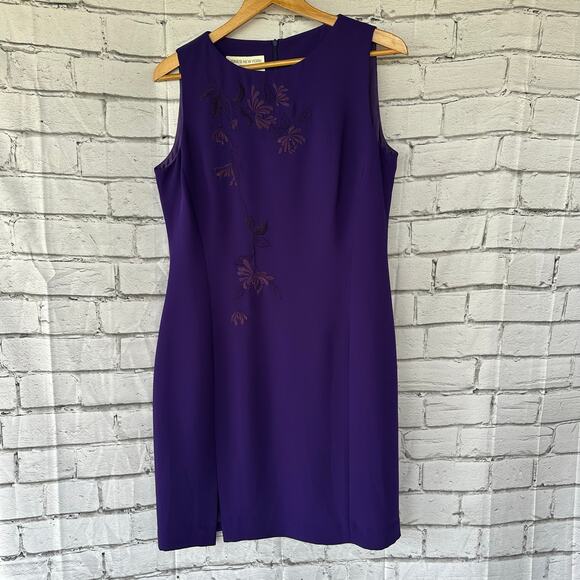 Preowned Jones New York Lined Sheath Dress Size 12 Purple Embroidered Floral EUC - Picture 1 of 10